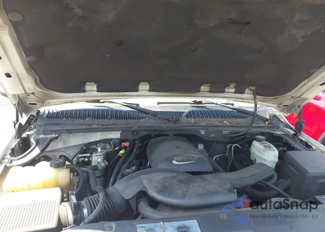 2004 Chevrolet Tahoe Lt z USA, uszkodzony, nr VIN 1GNEC13Z04R275521